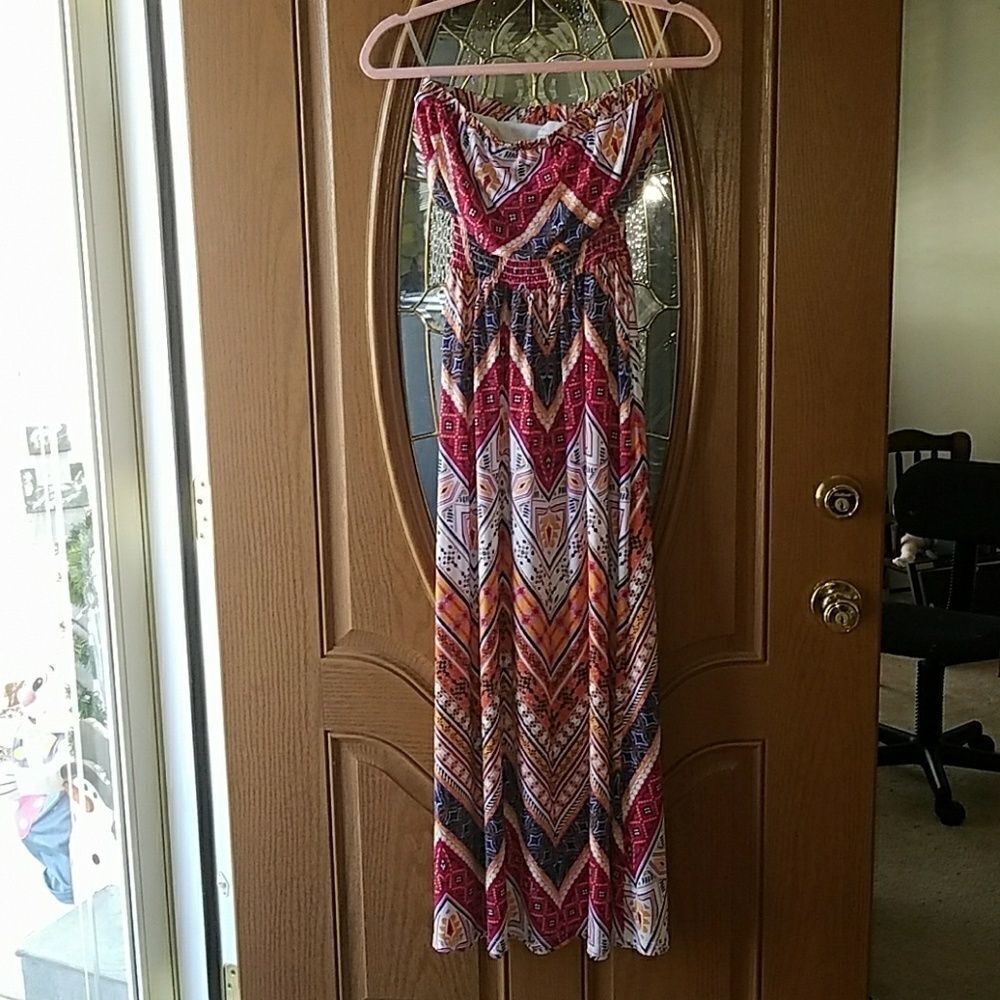 New York & Co. strapless maxi Sz S